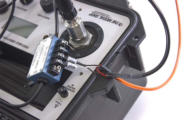 適当な価格 and 330400 Nevada Bently GE 330425 Calibration Accelerometer パンツ
