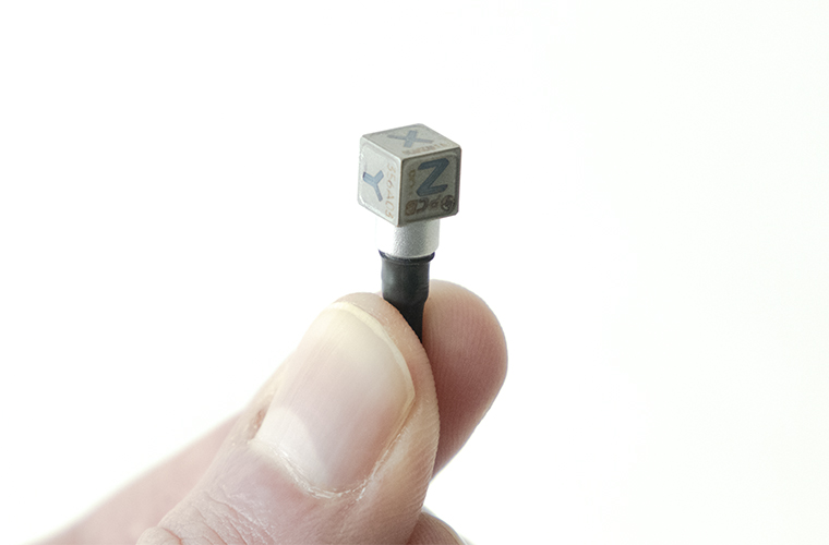 Rental Ultra Miniature Triaxial Accelerometer